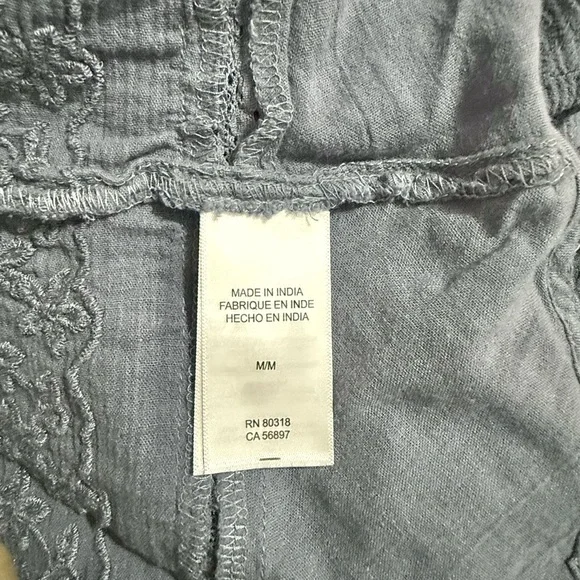 LUCKY BRAND Embroidered Pintucks Eyelet Relaxed Fit Blouse Top - Picture 9 of 9